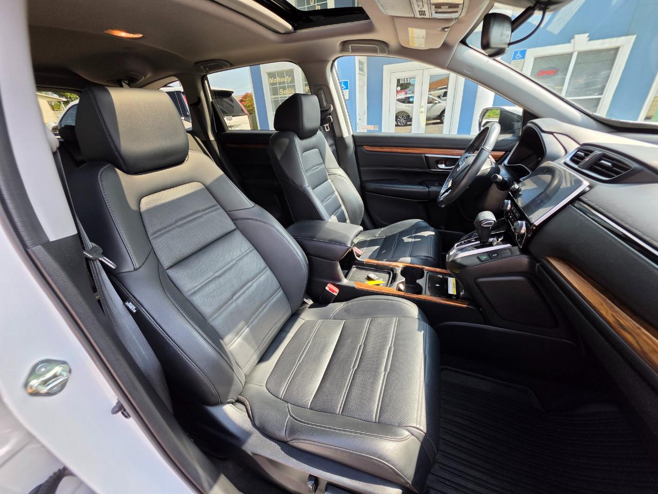Honda CR-V Touring 2WD 2020