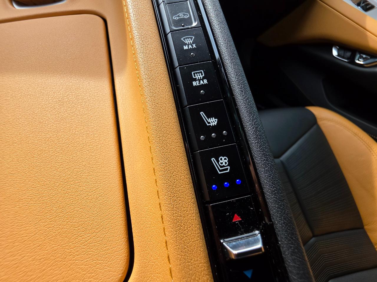 Chevrolet Corvette 2dr Stingray Conv w/2LT 2023
