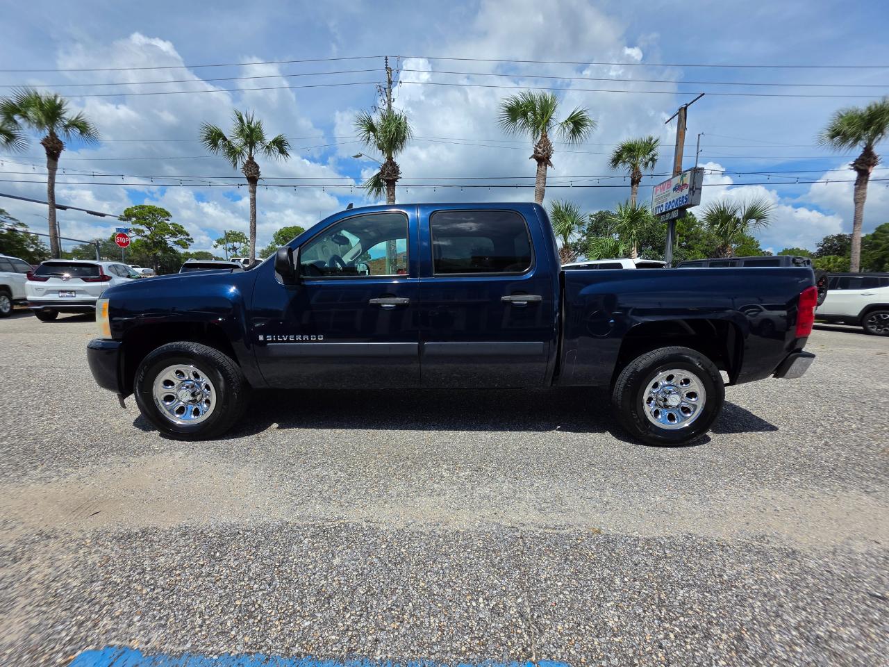 Chevrolet Silverado 1500 2WD Crew Cab 143.5" LS 2008