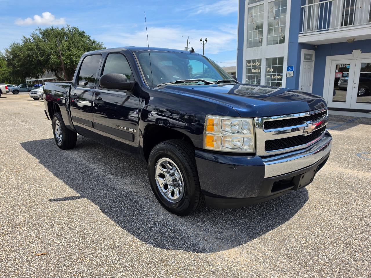 Chevrolet Silverado 1500 2WD Crew Cab 143.5" LS 2008