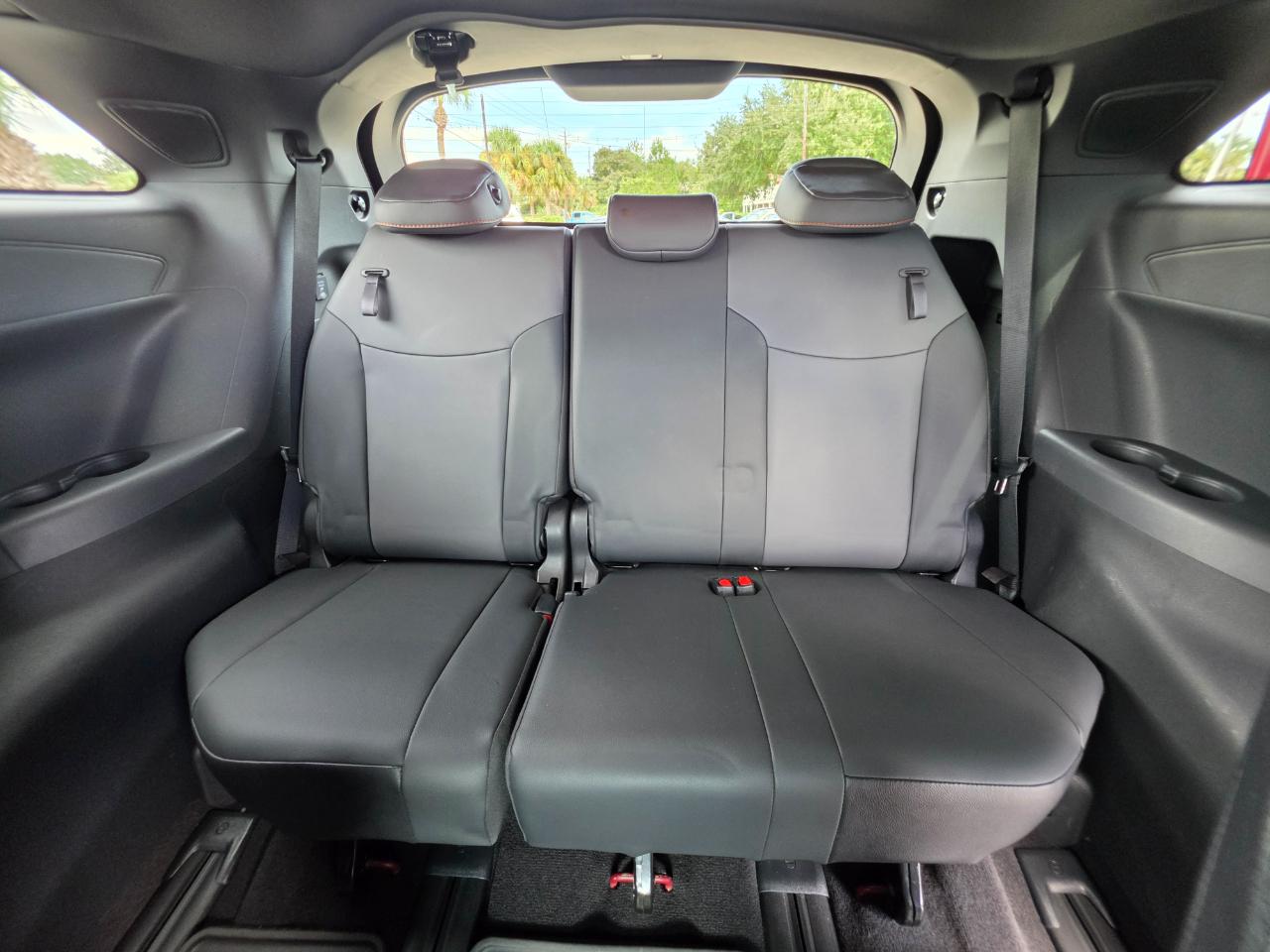 Toyota Sienna  2021