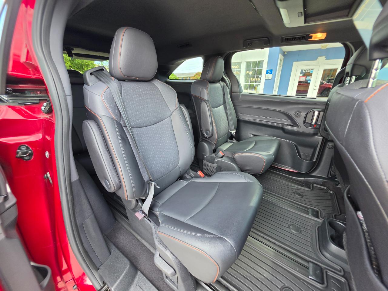 Toyota Sienna  2021