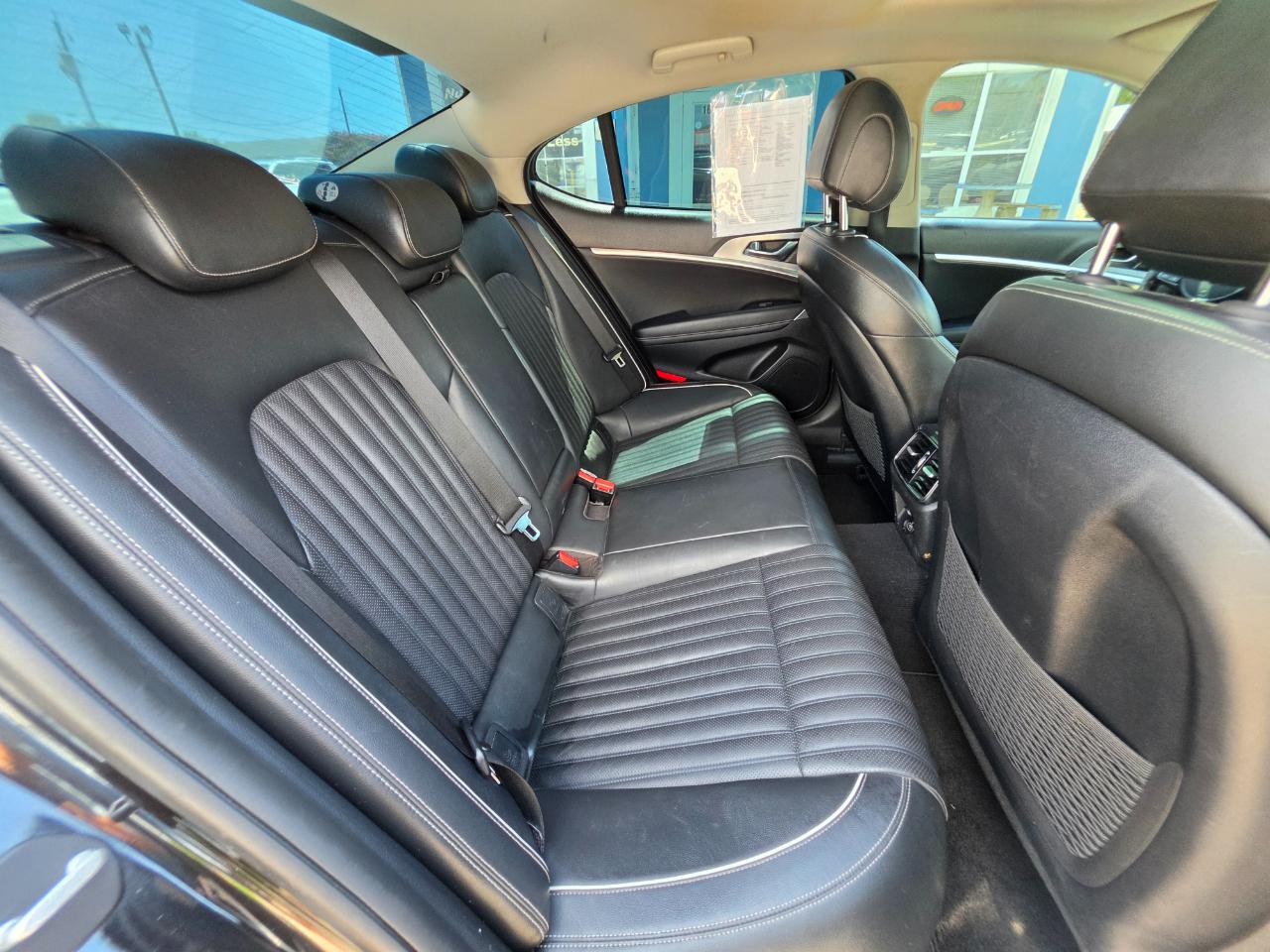 Genesis G70 2.0T Advanced RWD 2019
