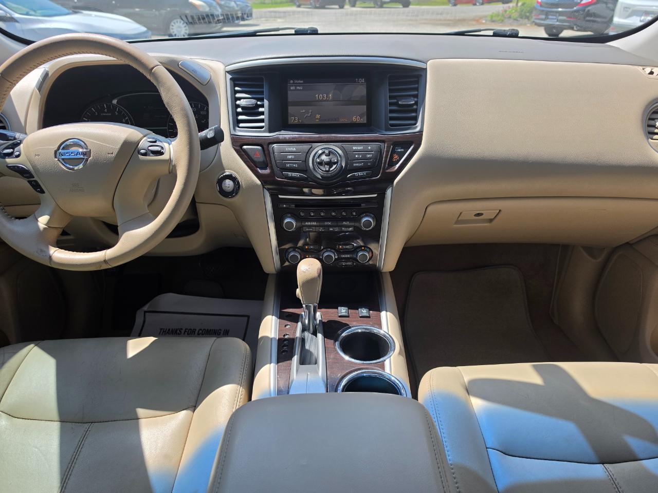 Nissan Pathfinder 2WD 4dr SL 2014