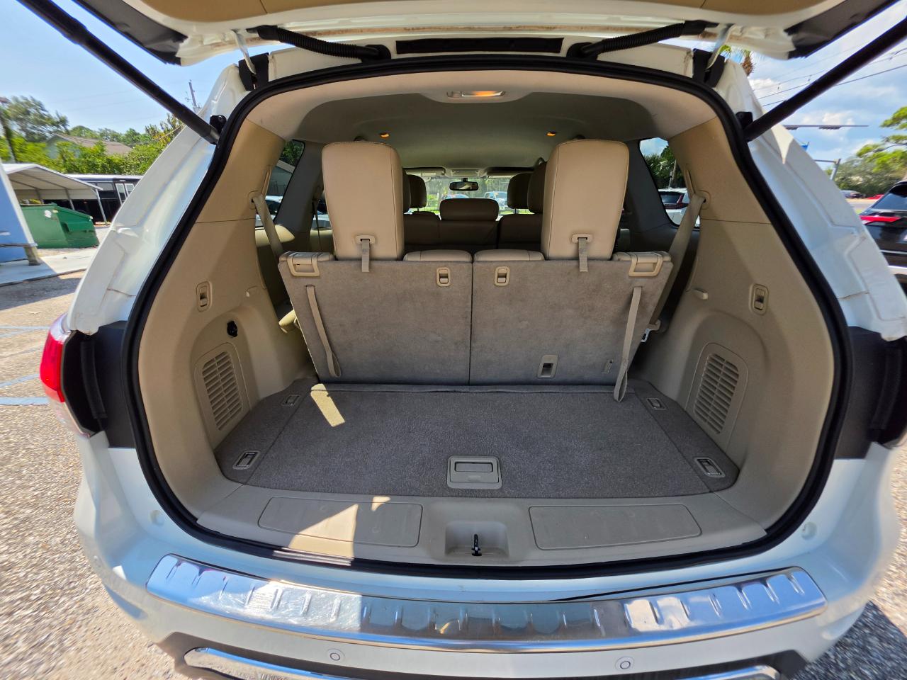 Nissan Pathfinder 2WD 4dr SL 2014
