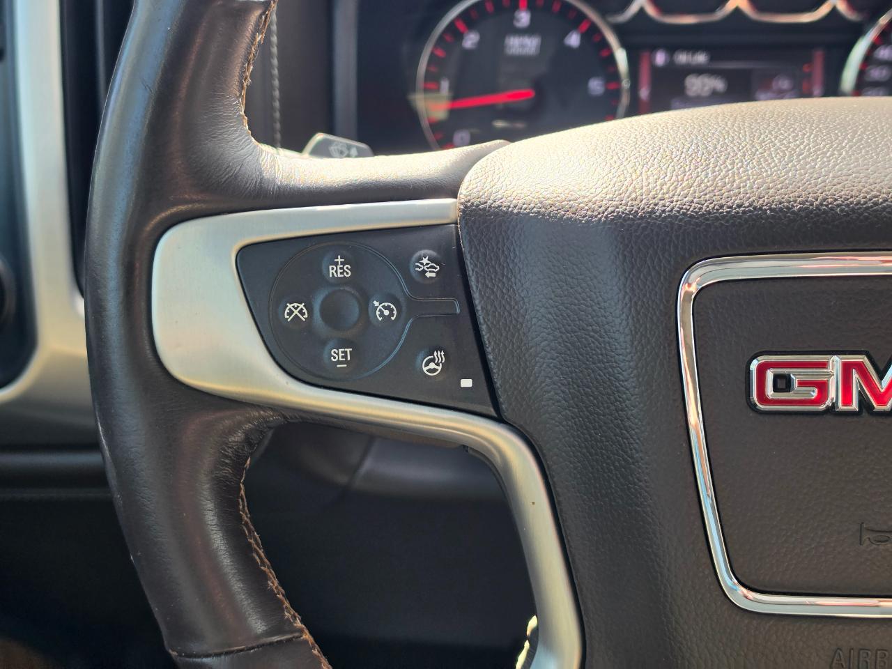 GMC Sierra 1500 2WD Crew Cab 143.5" SLT 2016