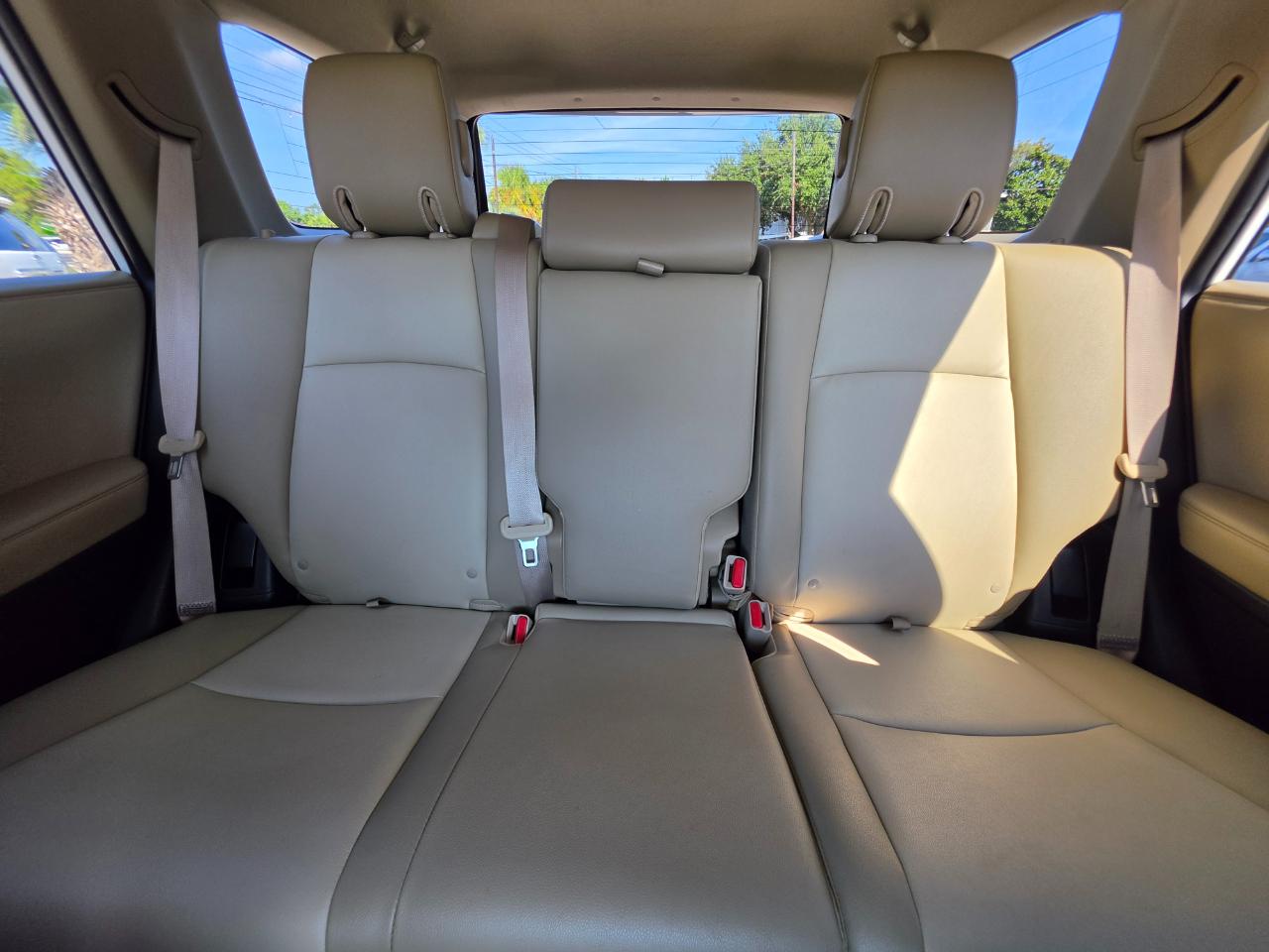 Toyota 4Runner TRD Off Road Premium 4WD (Natl) 2017