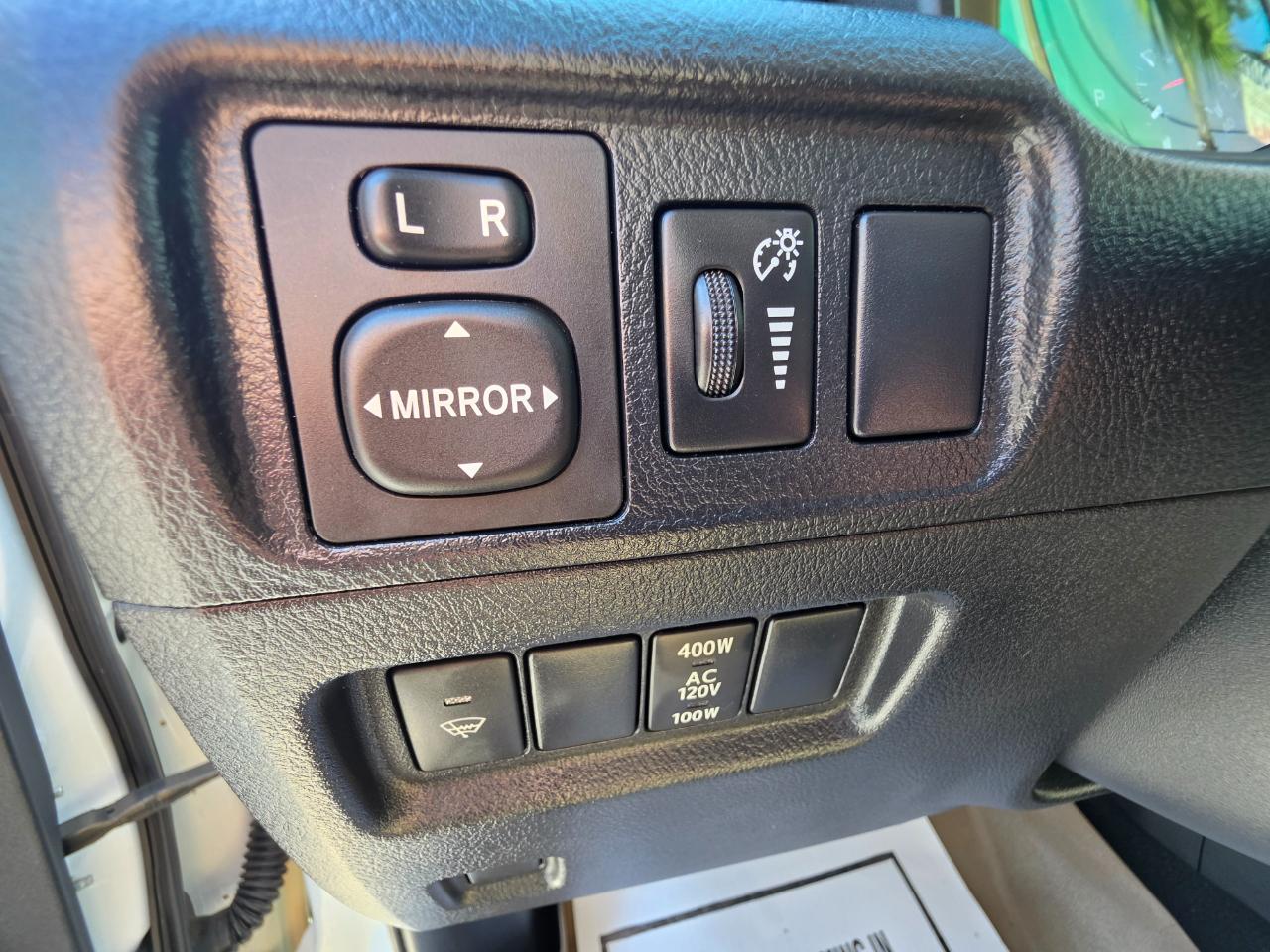 Toyota 4Runner TRD Off Road Premium 4WD (Natl) 2017