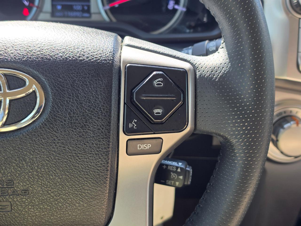Toyota 4Runner TRD Off Road Premium 4WD (Natl) 2017