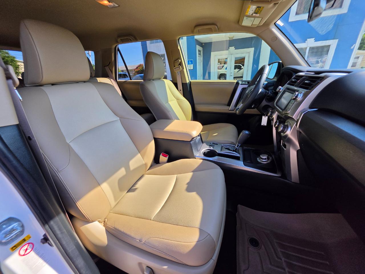 Toyota 4Runner TRD Off Road Premium 4WD (Natl) 2017