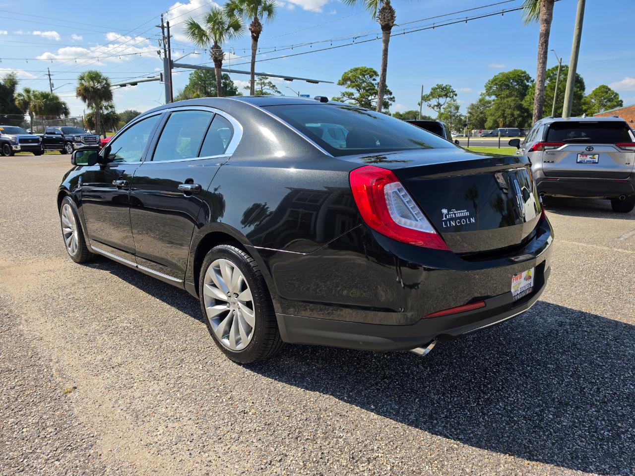 Lincoln MKS 4dr Sdn 3.7L FWD 2013