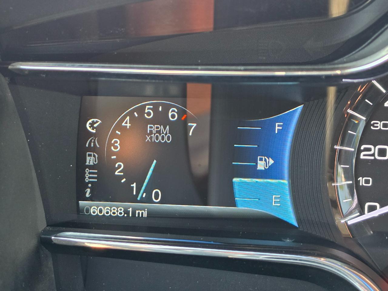Lincoln MKS 4dr Sdn 3.7L FWD 2013