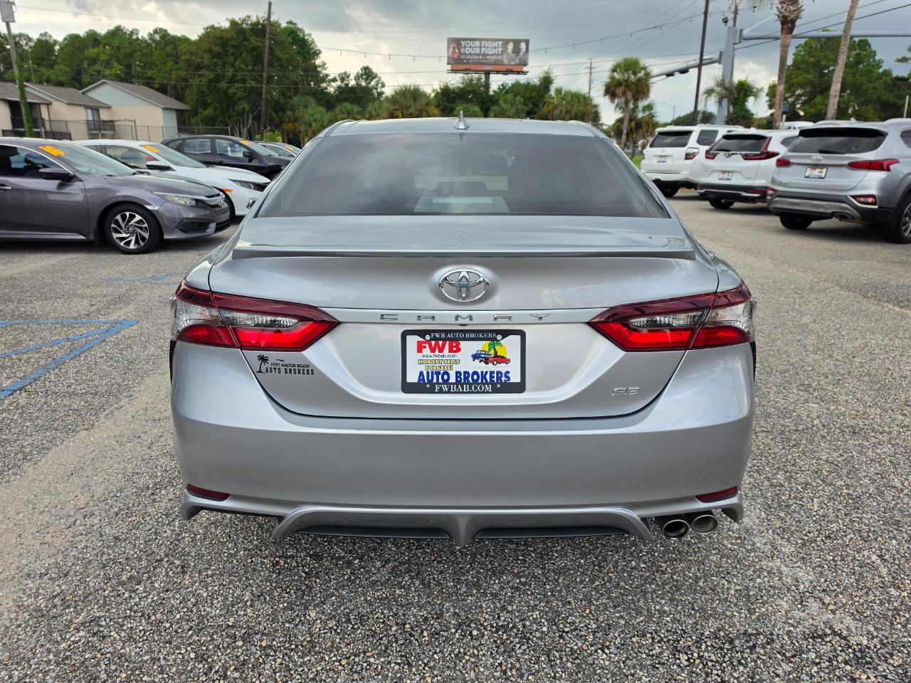 Toyota Camry  2023