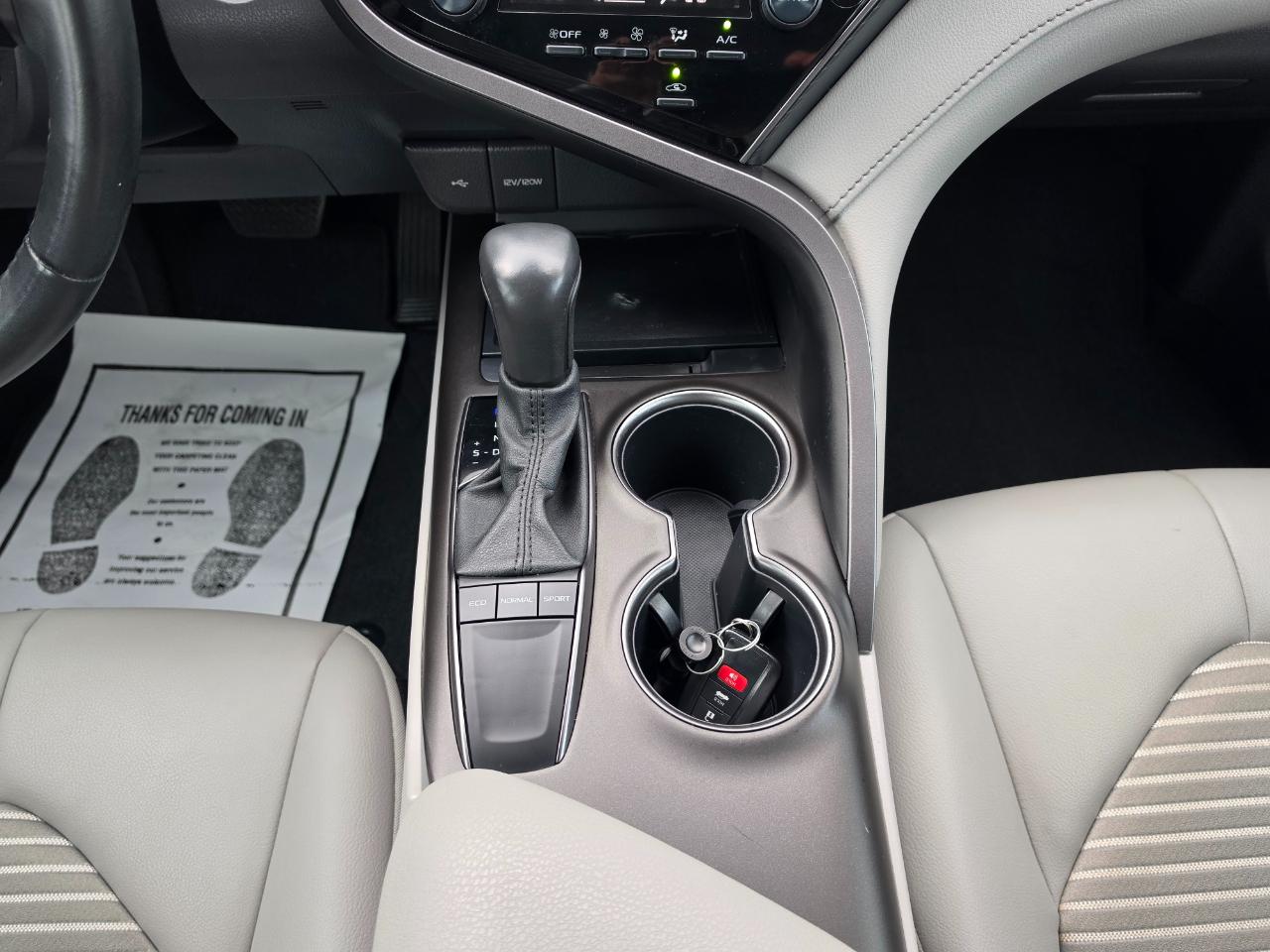 Toyota Camry  2023