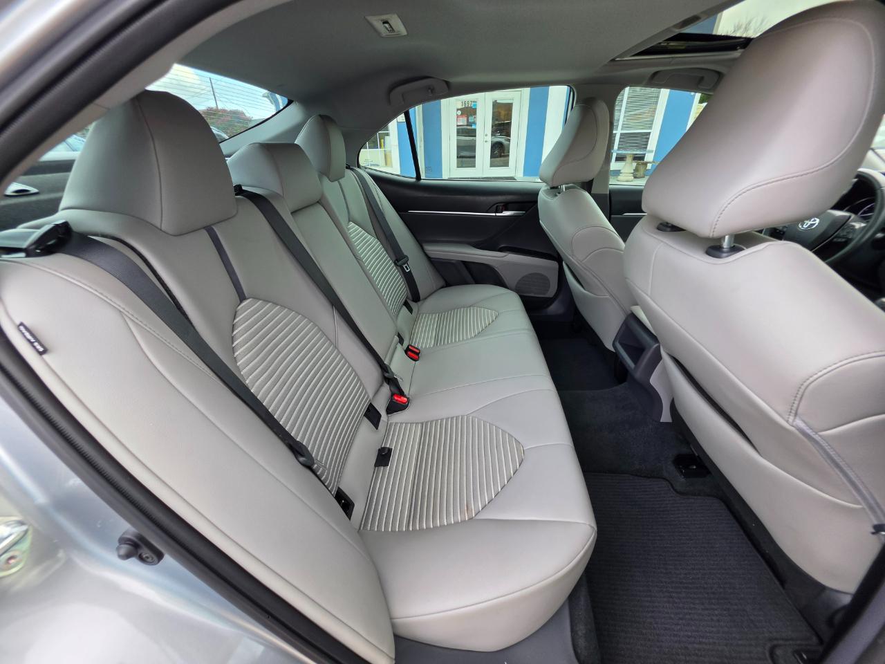 Toyota Camry  2023