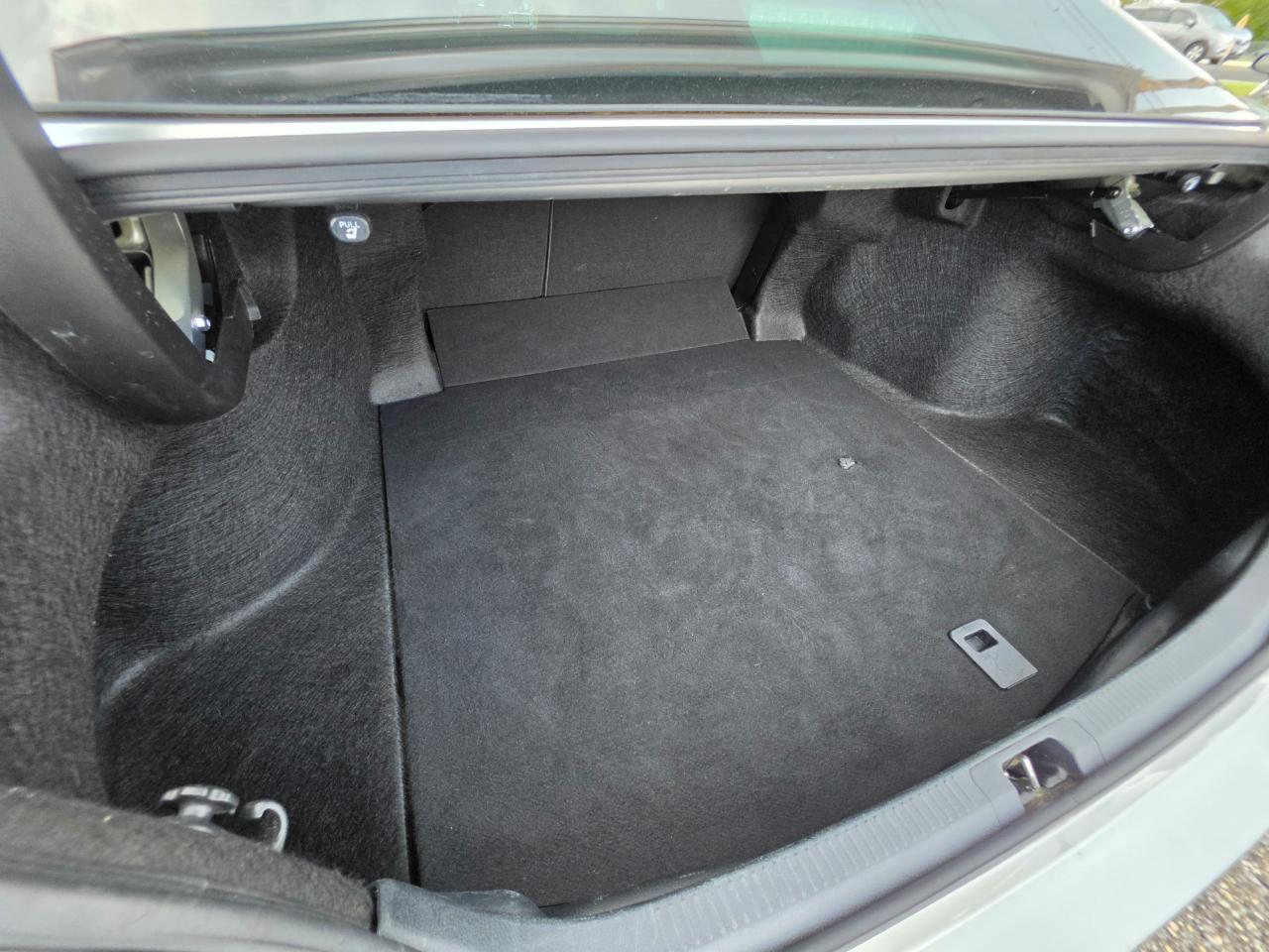 Toyota Camry  2023