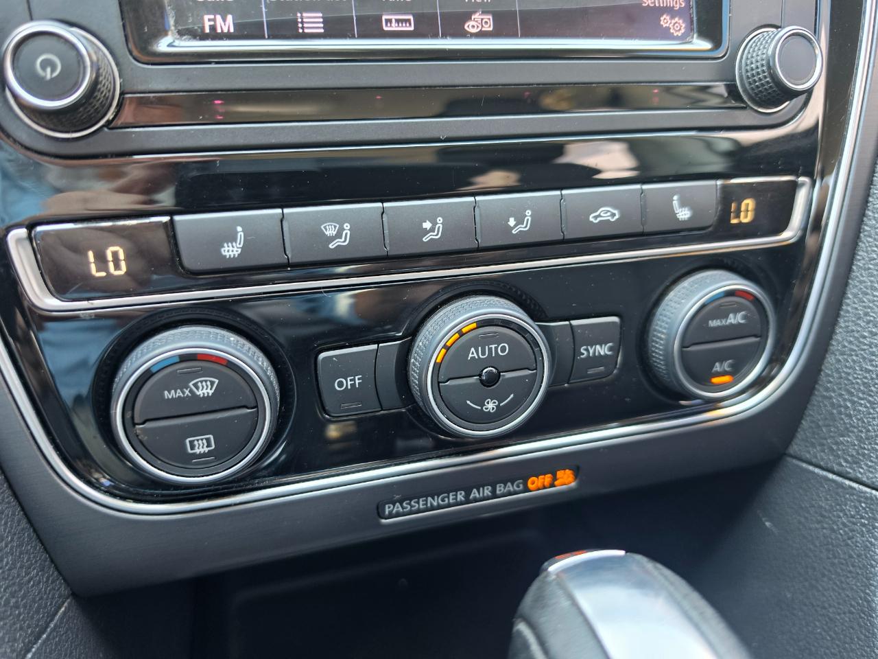 Volkswagen Passat 2.0T R-Line Auto 2018