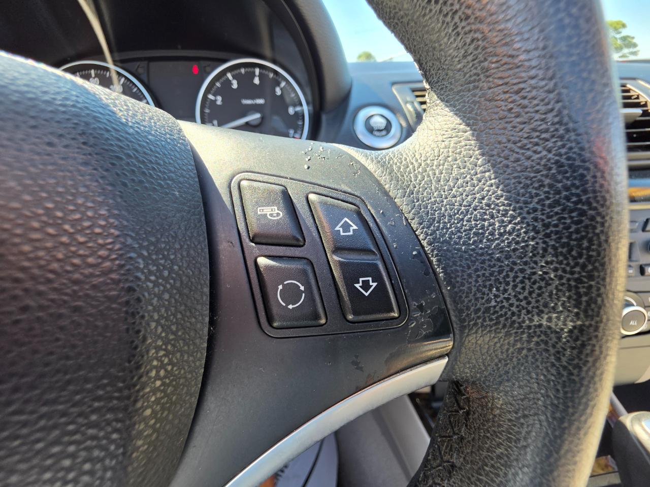BMW 1 Series 2dr Conv 128i 2011