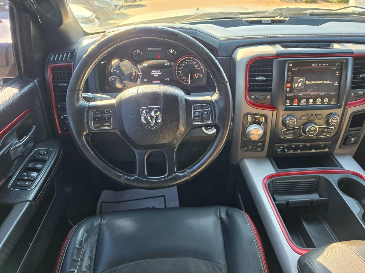 RAM 1500 4WD Crew Cab 140.5" Rebel 2016