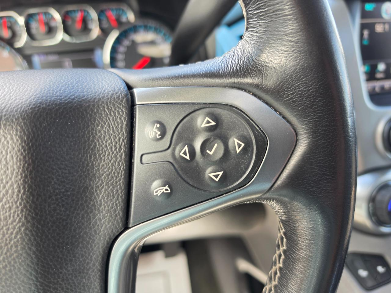 Chevrolet Suburban  2018