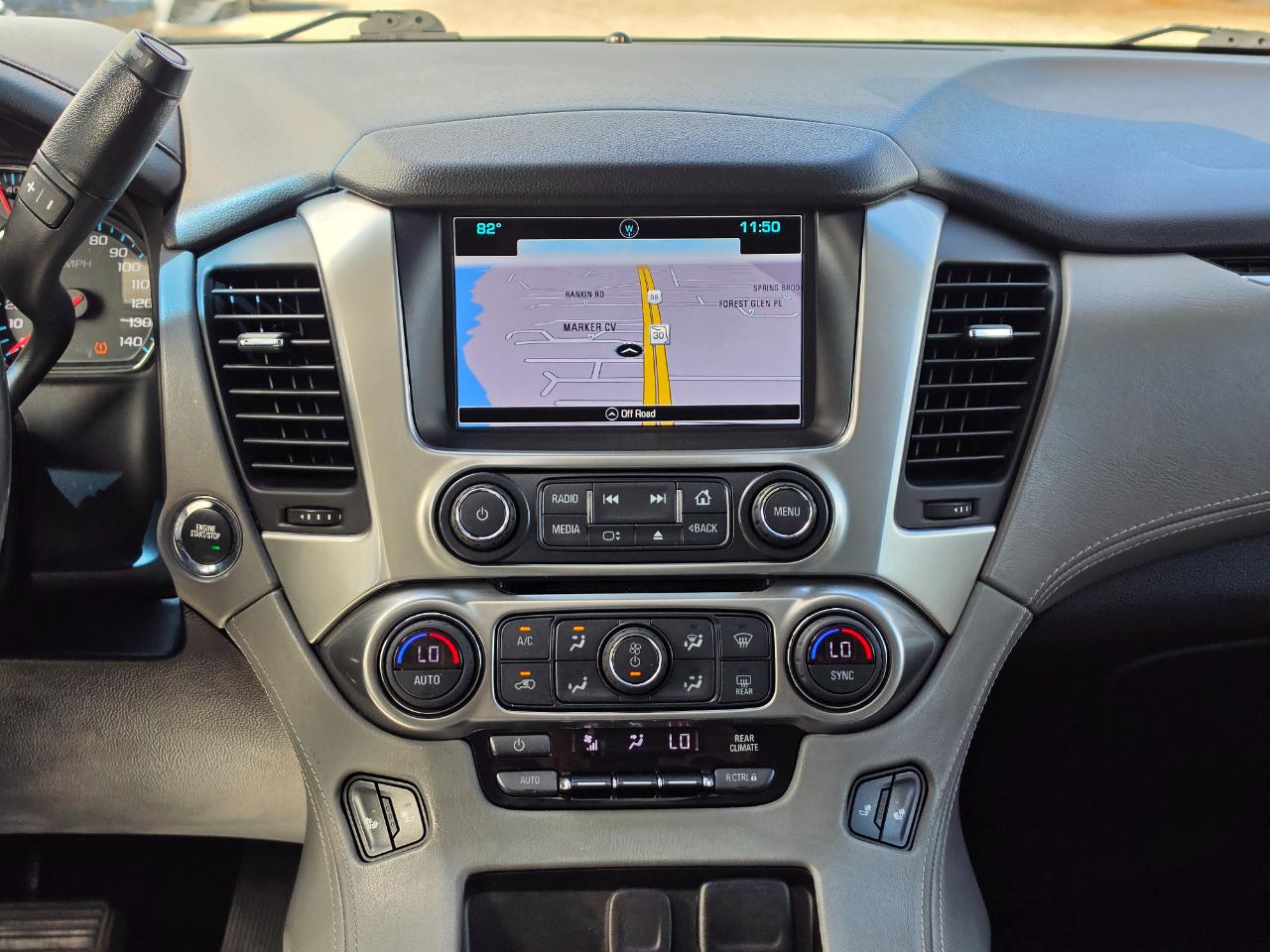 Chevrolet Suburban  2018