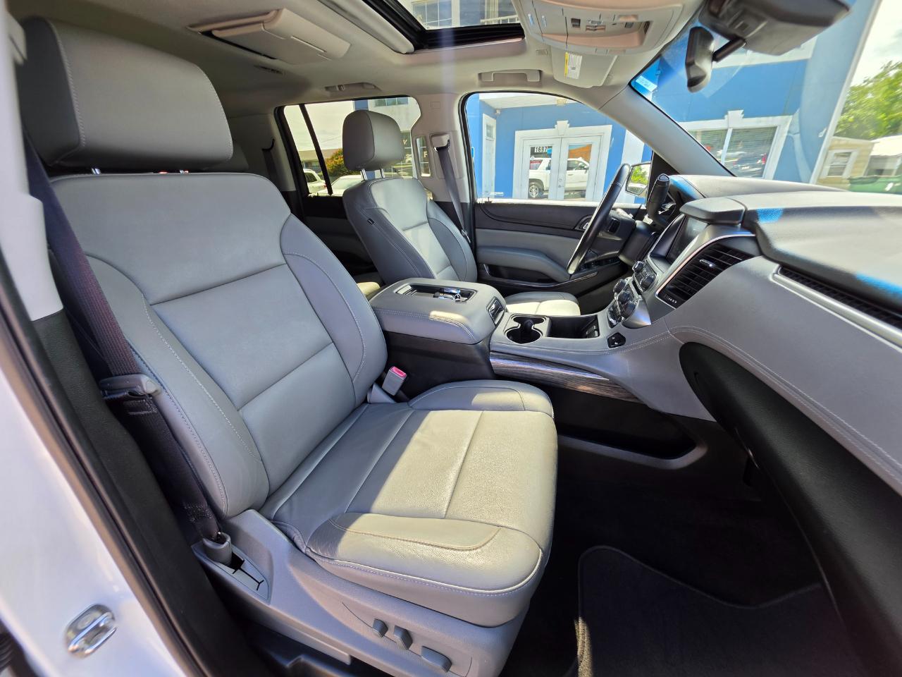 Chevrolet Suburban  2018