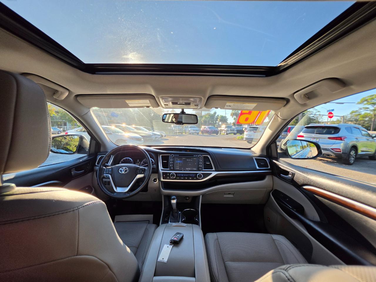 Toyota Highlander FWD 4dr V6 Limited (Natl) 2016