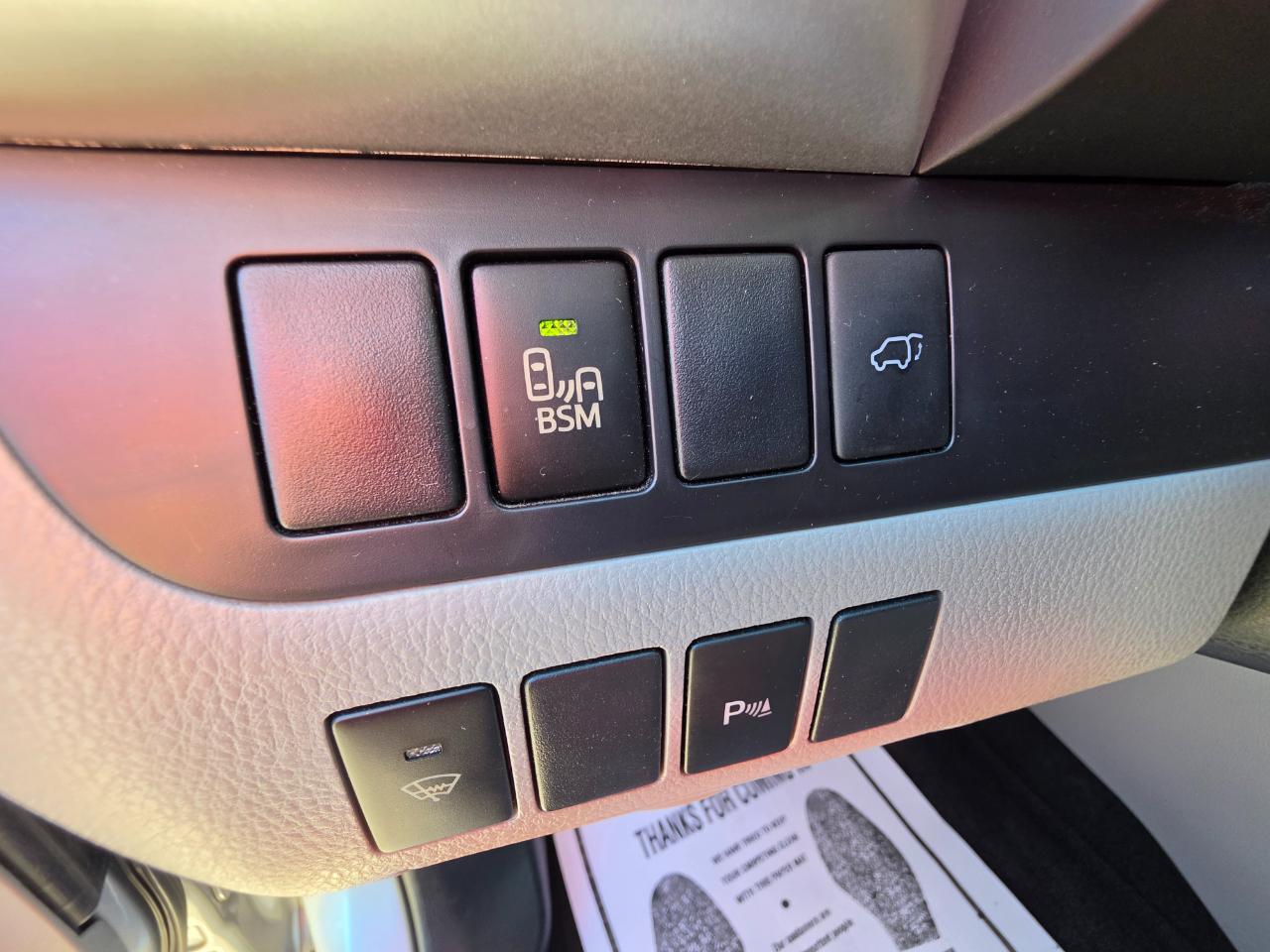 Toyota Highlander FWD 4dr V6 Limited (Natl) 2016