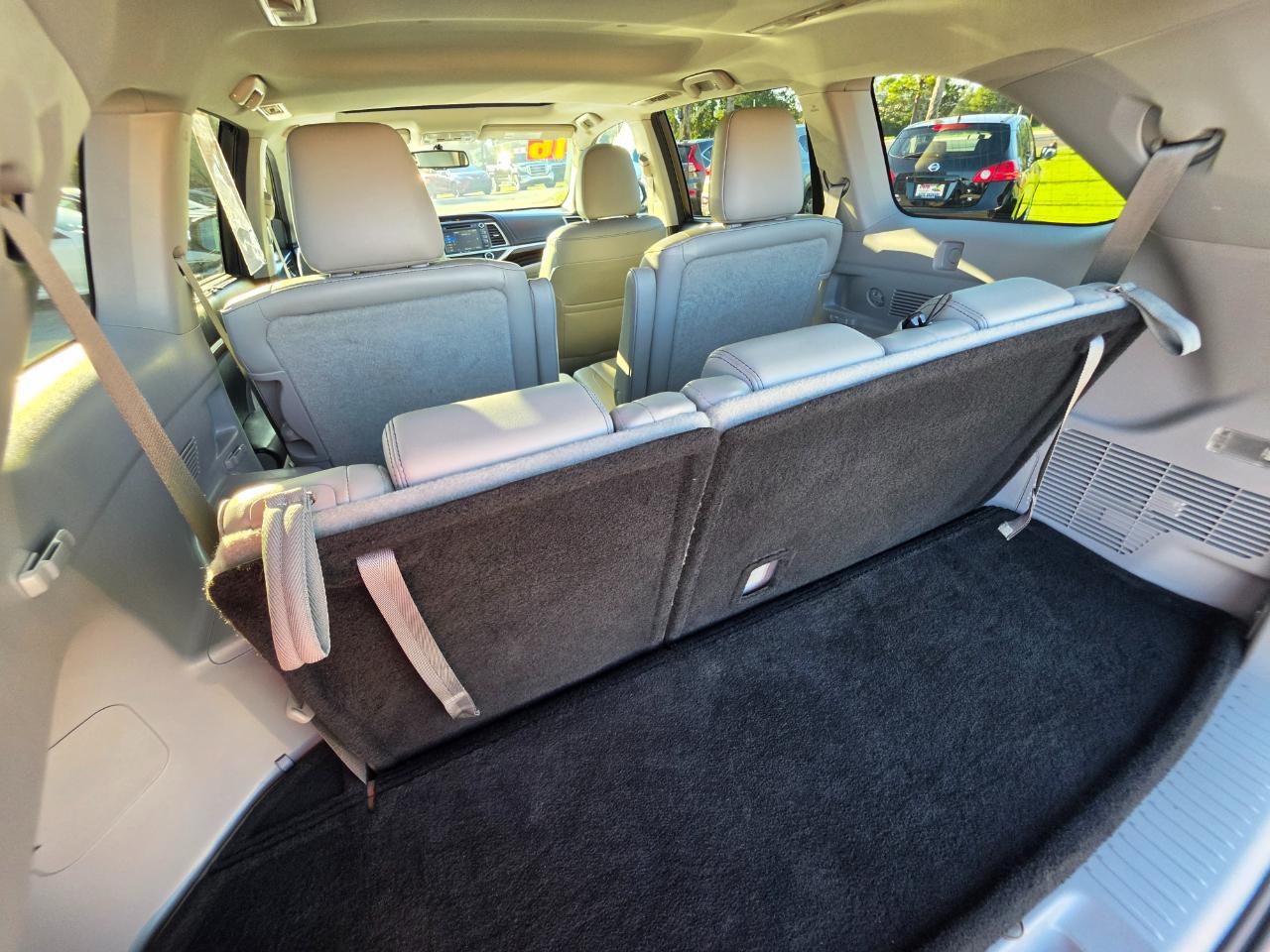 Toyota Highlander FWD 4dr V6 Limited (Natl) 2016