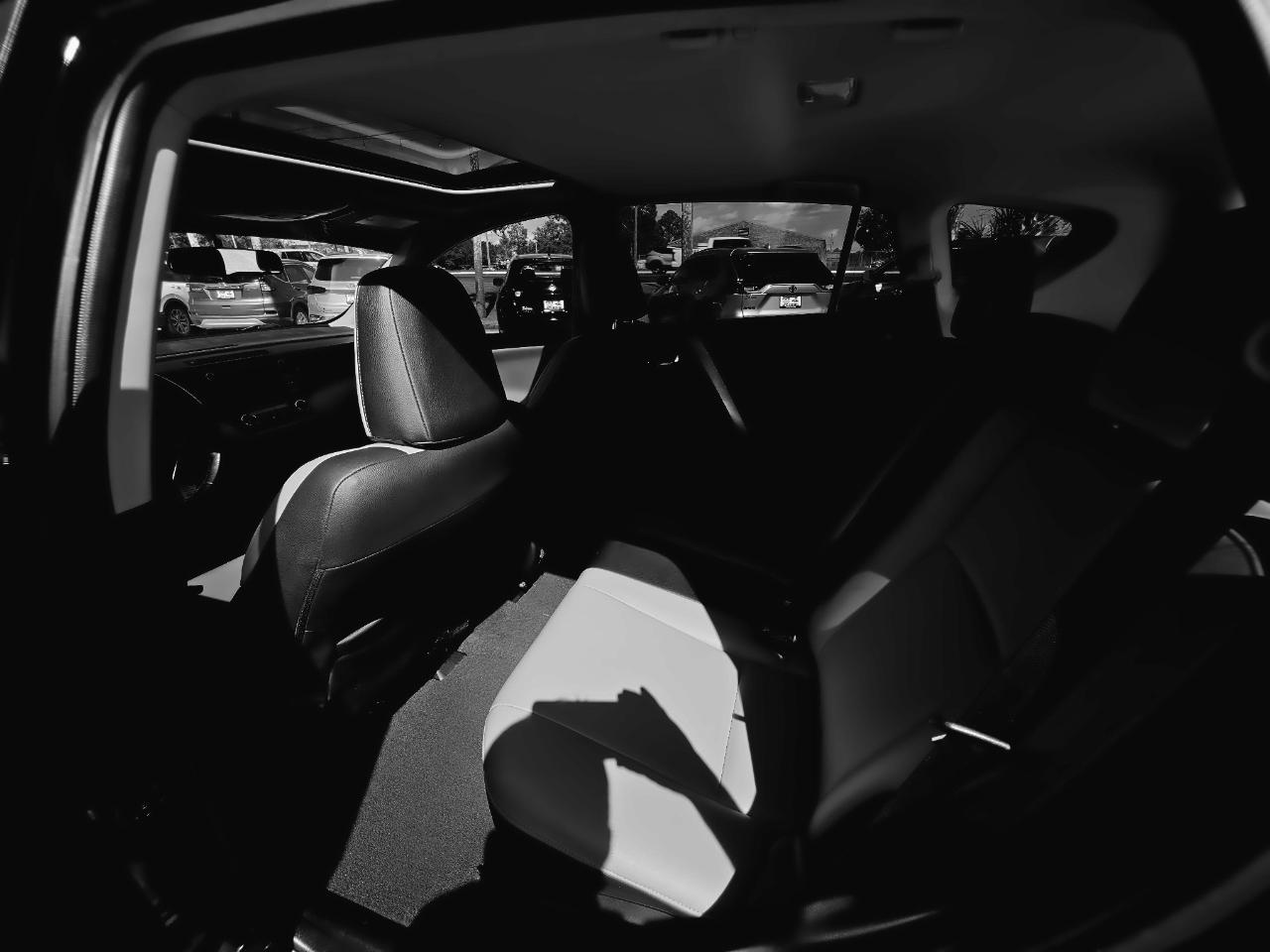 Toyota RAV4  2016