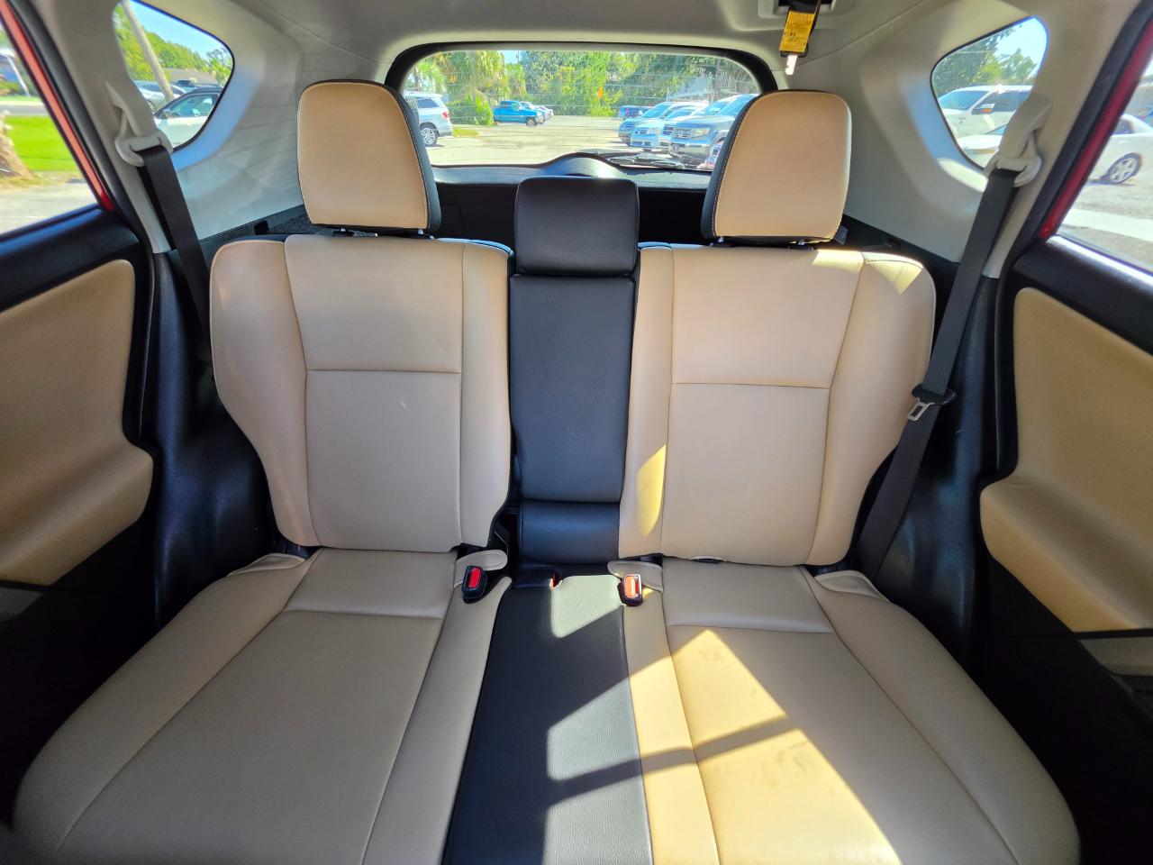 Toyota RAV4  2016