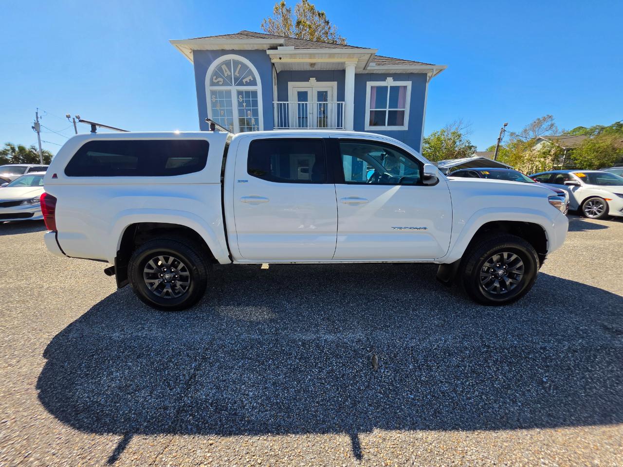 Toyota Tacoma 4WD SR Double Cab 5' Bed V6 AT (Natl) 2023