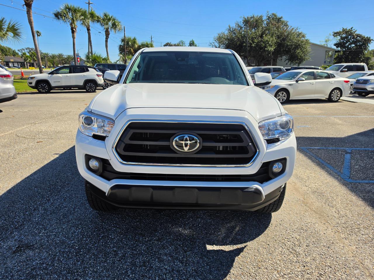 Toyota Tacoma 4WD SR Double Cab 5' Bed V6 AT (Natl) 2023