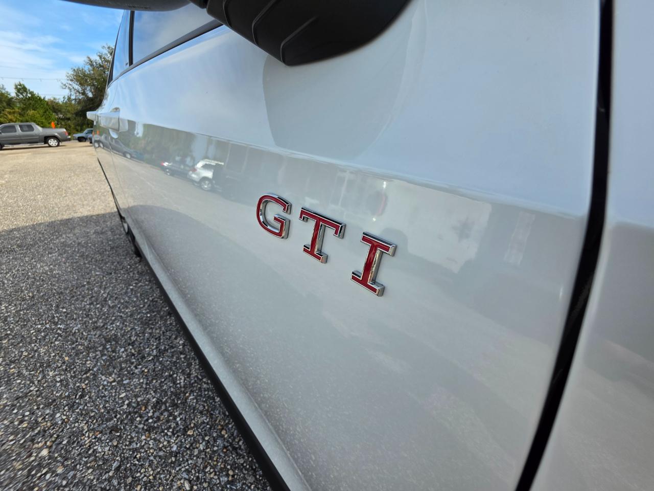 Volkswagen Golf GTI 2.0T S DSG 2025