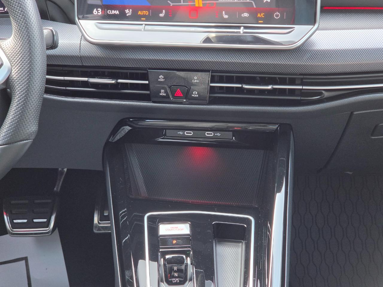 Volkswagen Golf GTI 2.0T S DSG 2025