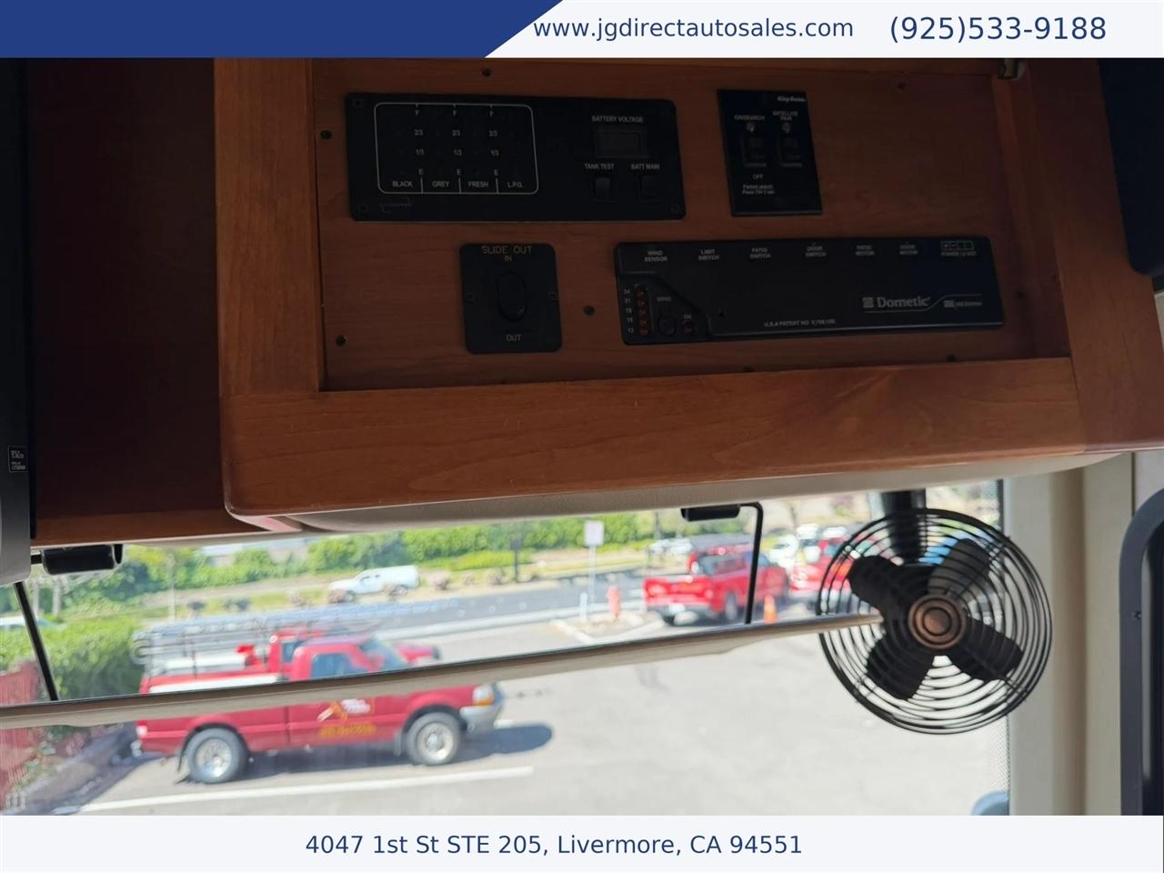 Tiffin Motorhomes Allegro  2009