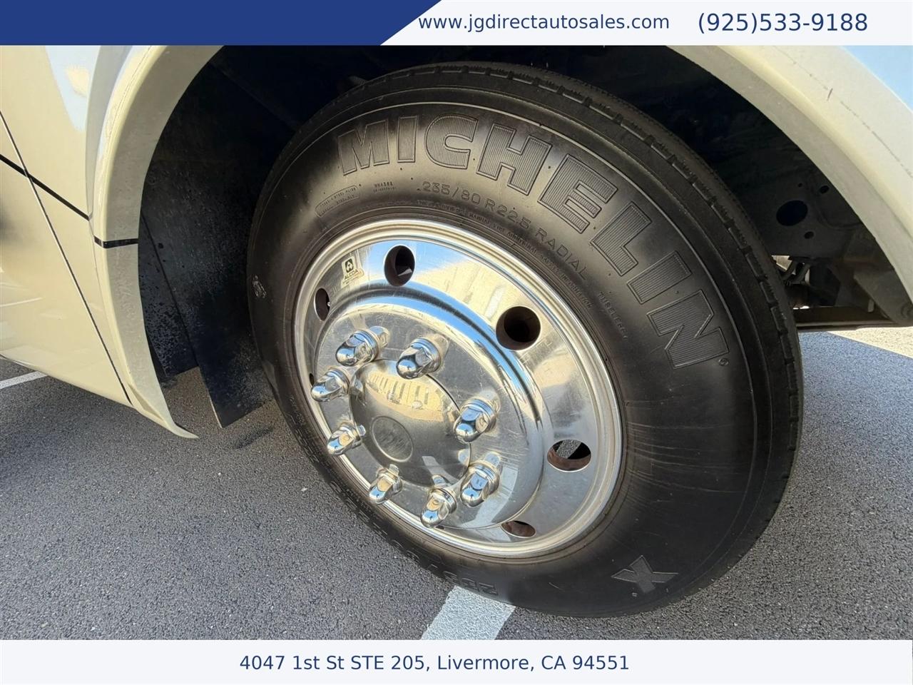 Tiffin Motorhomes Allegro  2009