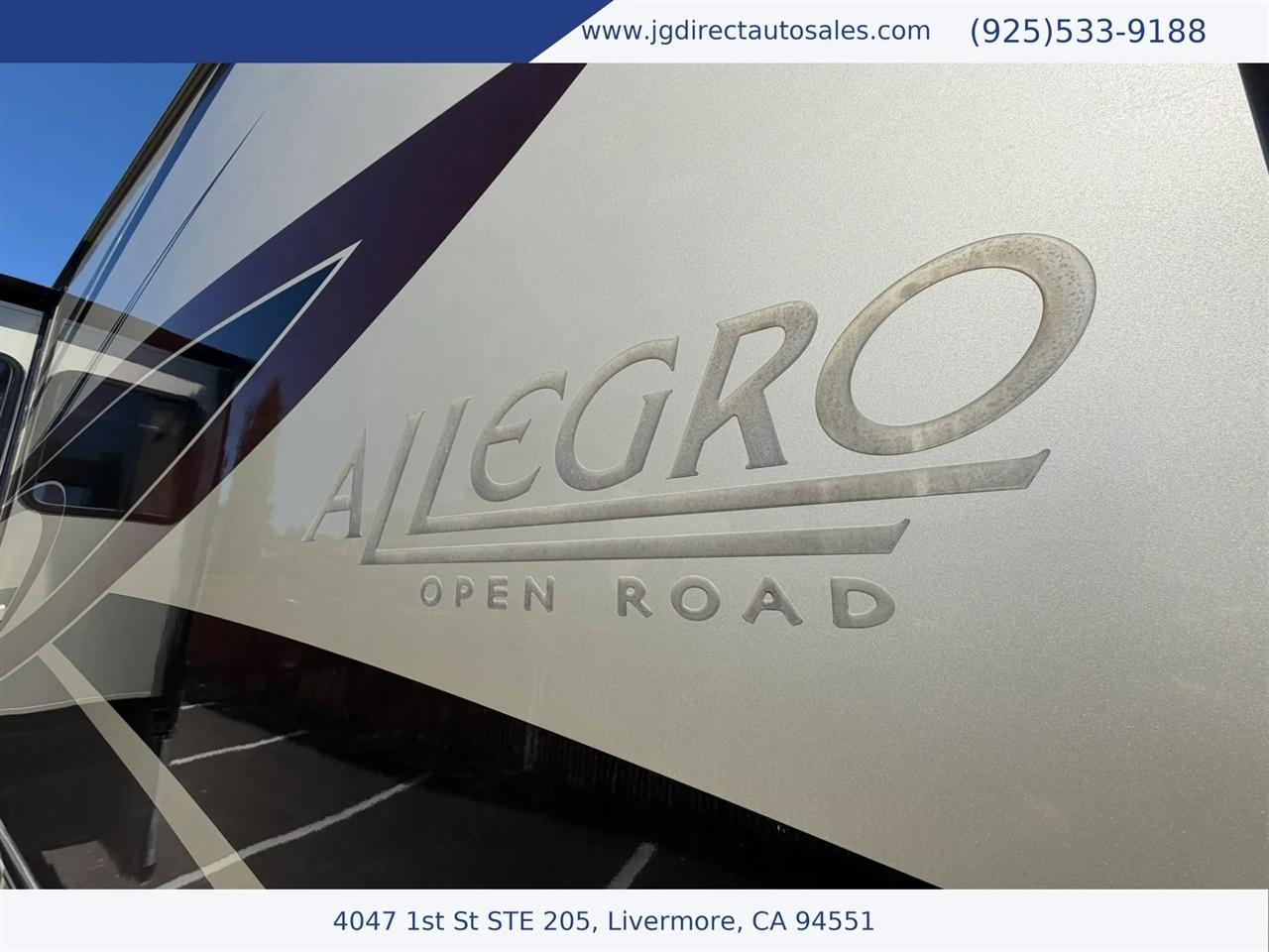 Tiffin Motorhomes Allegro  2009