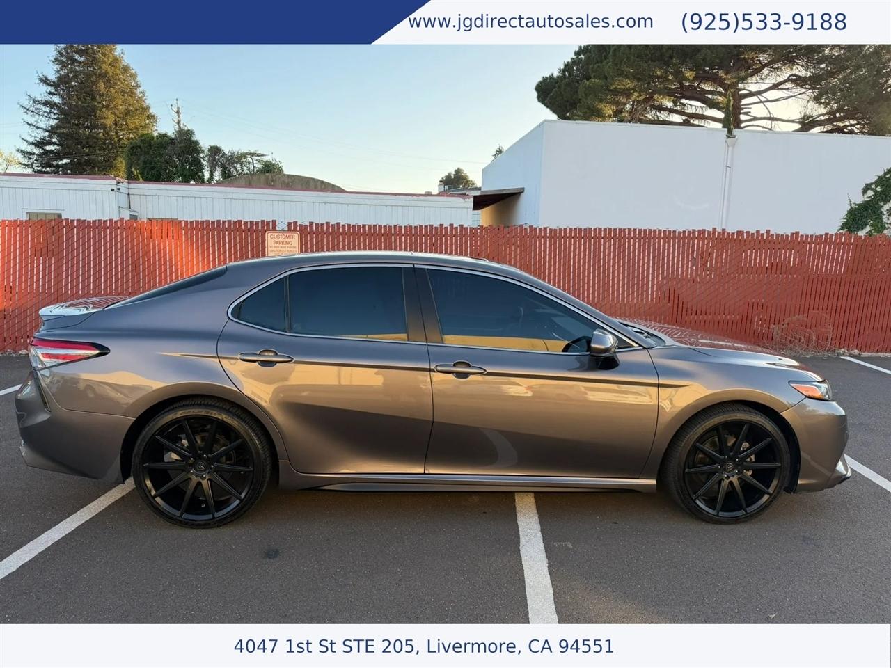 Toyota Camry SE 2018