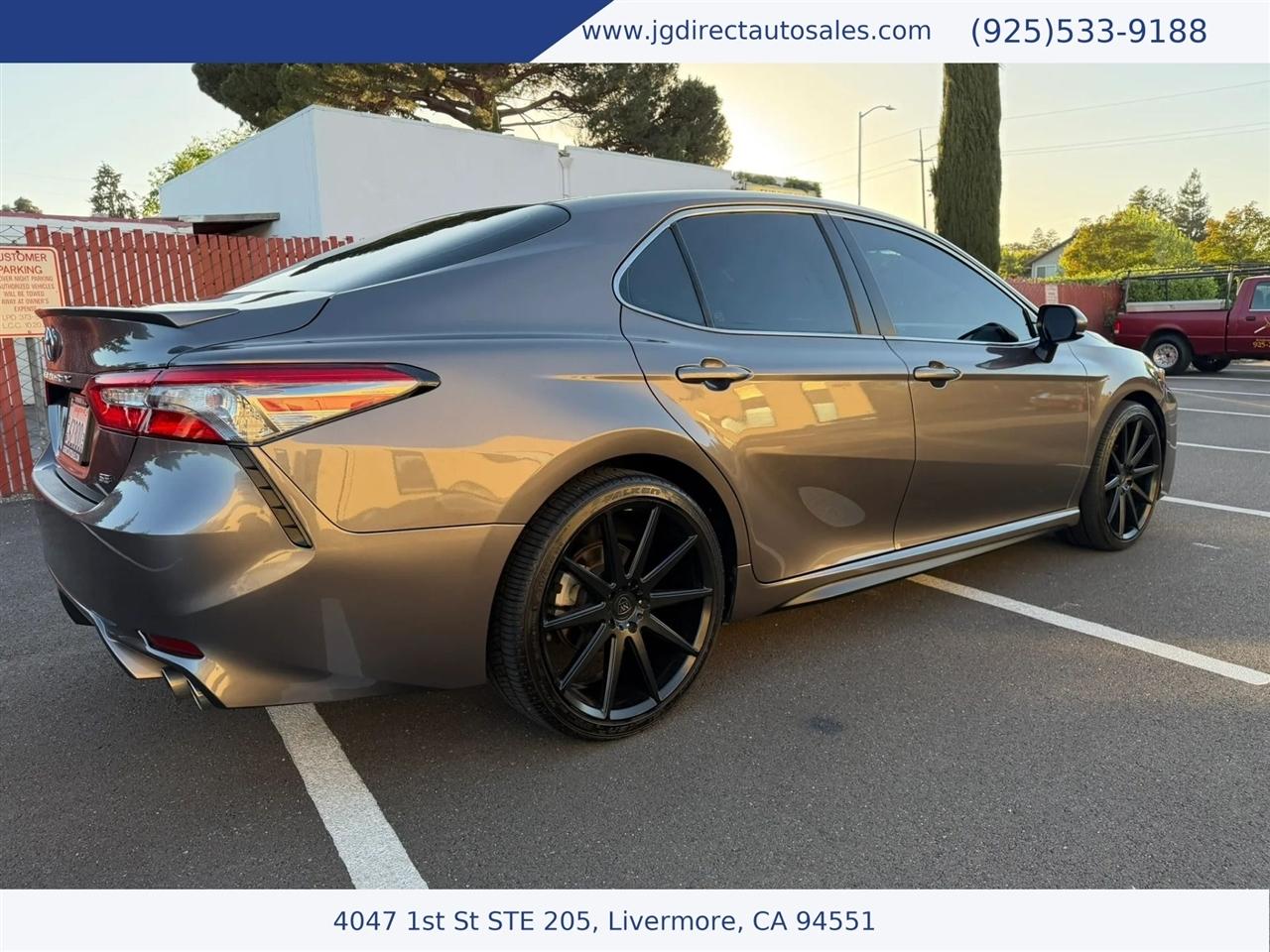 Toyota Camry SE 2018