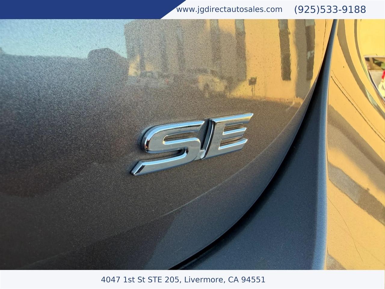 Toyota Camry SE 2018