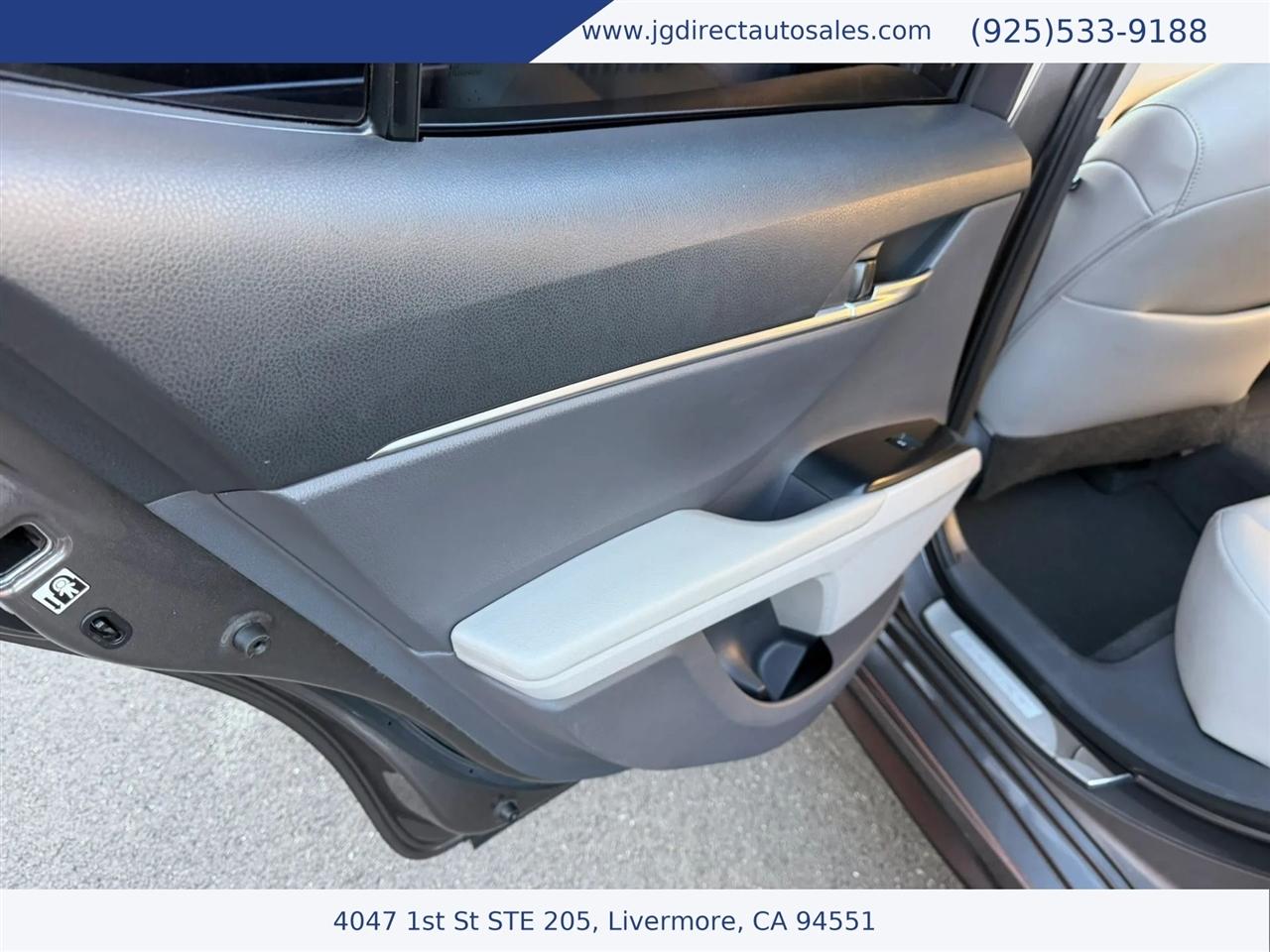 Toyota Camry SE 2018