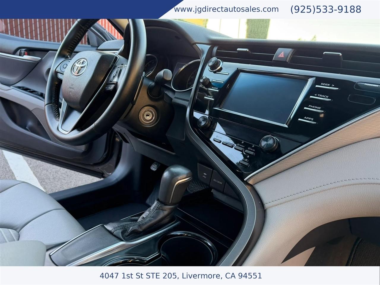 Toyota Camry SE 2018