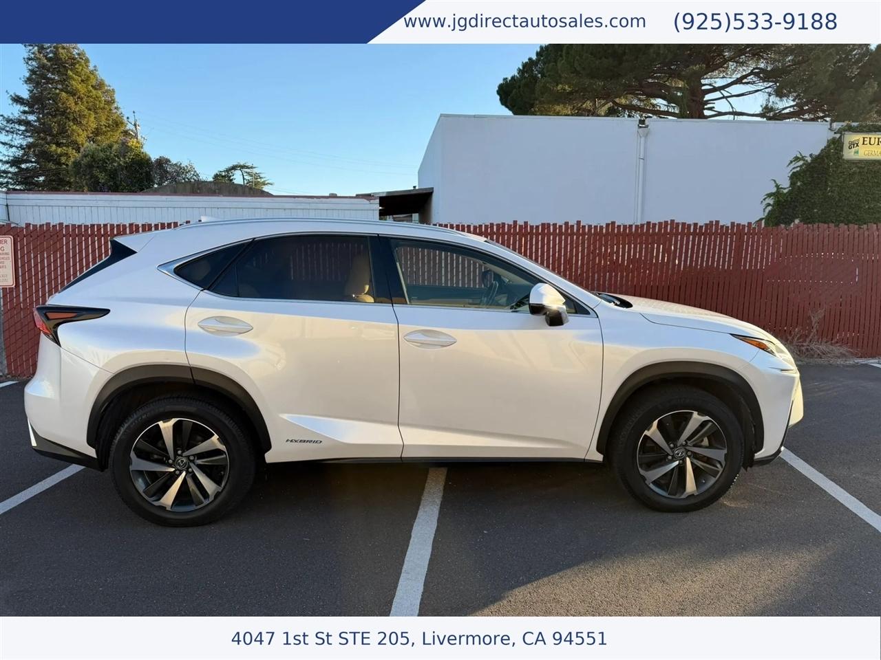 Lexus NX 300h Premium 2020