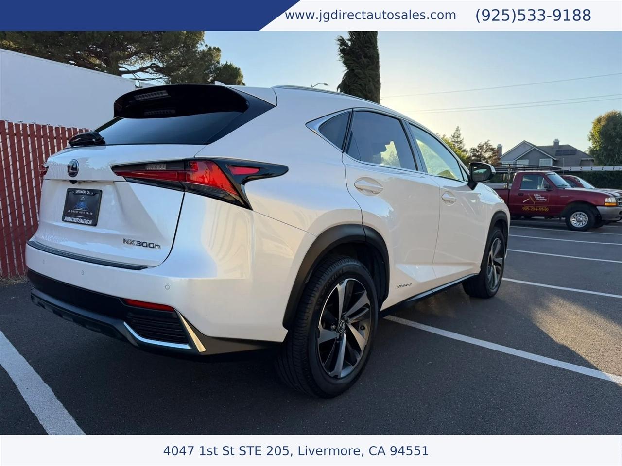 Lexus NX 300h Premium 2020