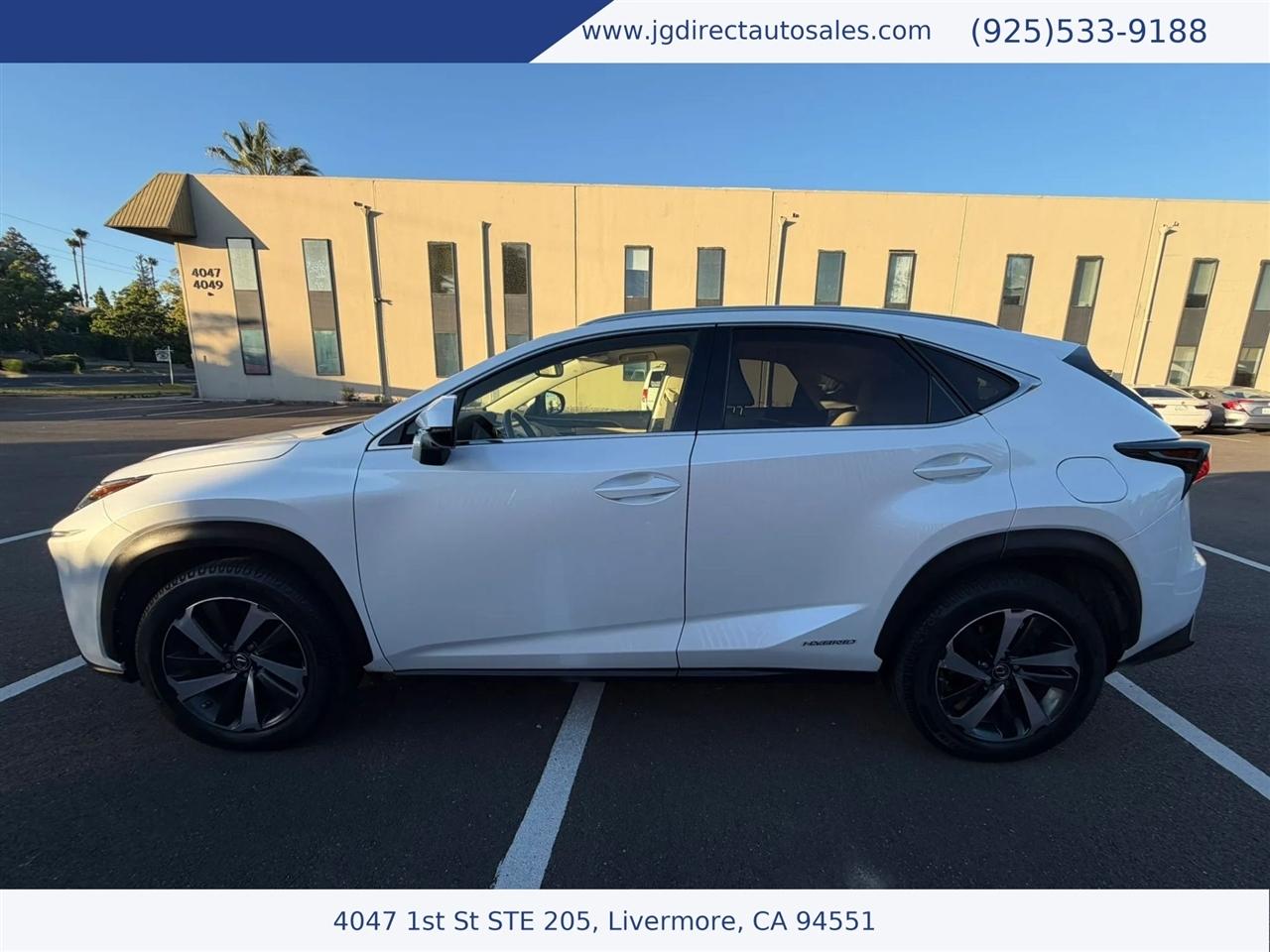 Lexus NX 300h Premium 2020