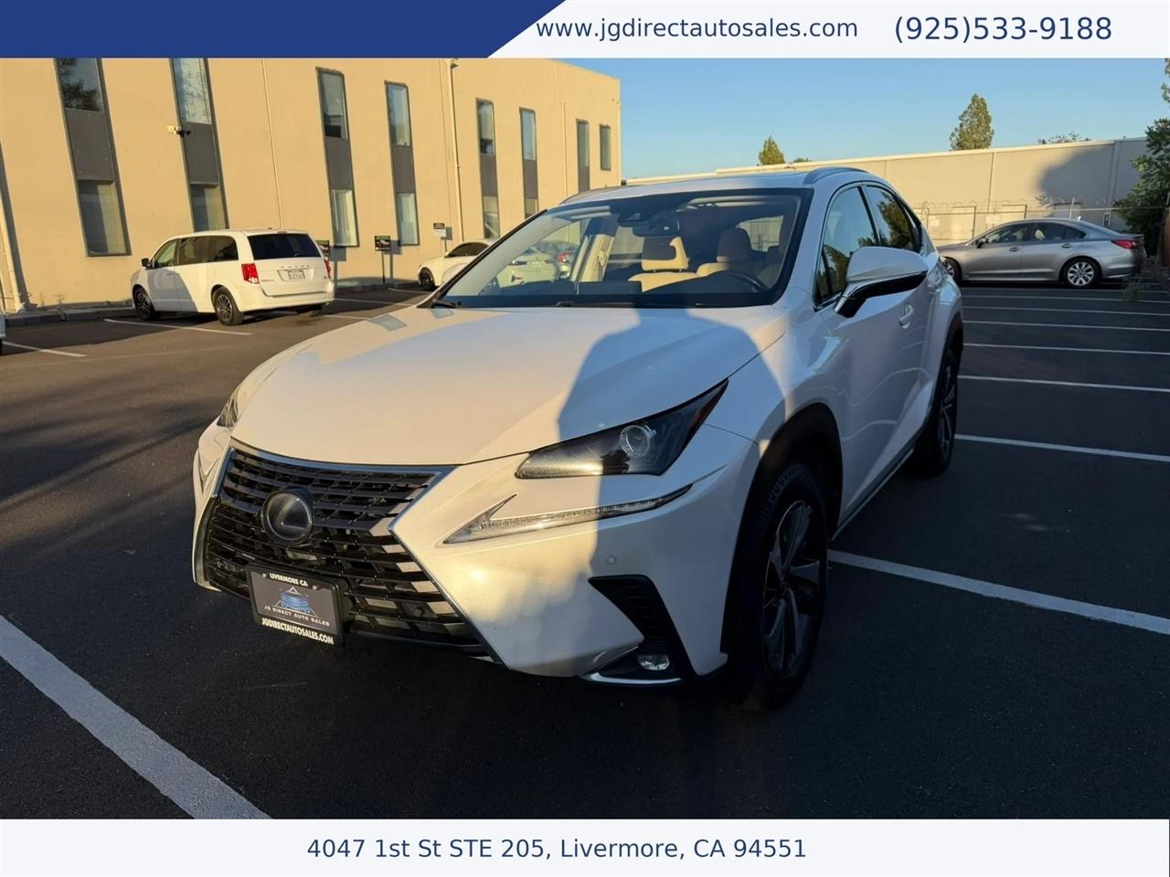 Lexus NX 300h Premium 2020