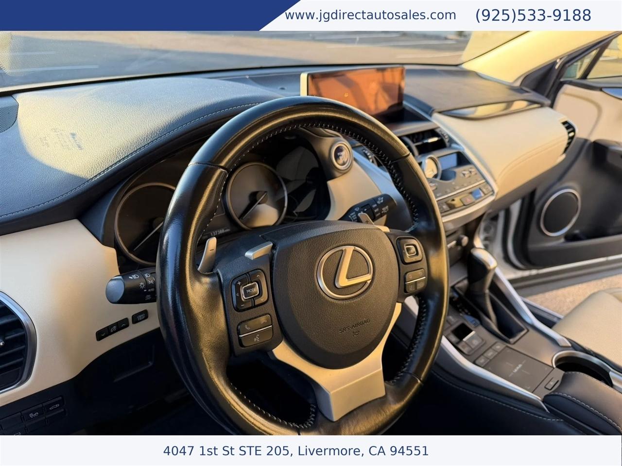 Lexus NX 300h Premium 2020