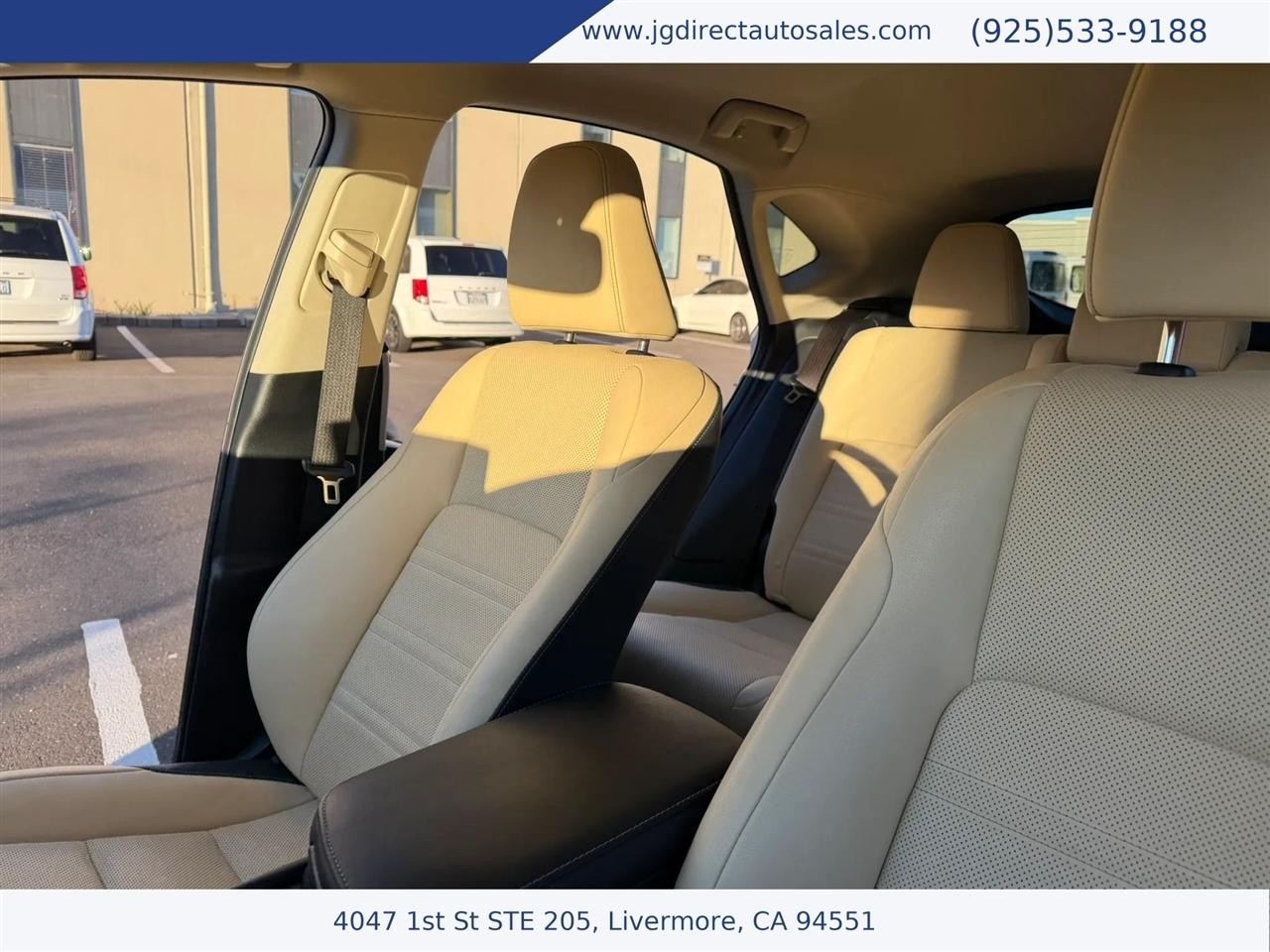 Lexus NX 300h Premium 2020