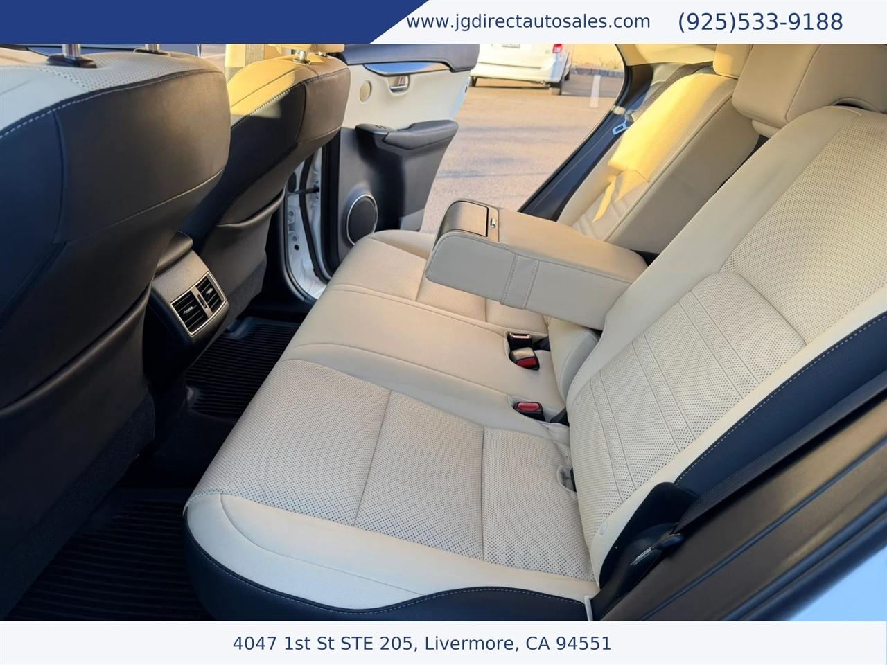 Lexus NX 300h Premium 2020
